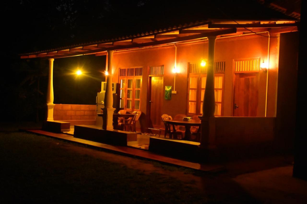 Leesa Villa Safari Resort Uda Walawe Extérieur photo
